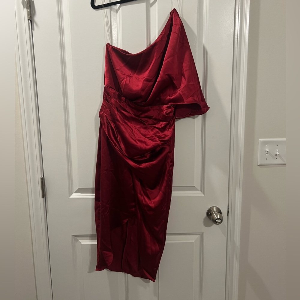 Never worn dress from Red Dress size M